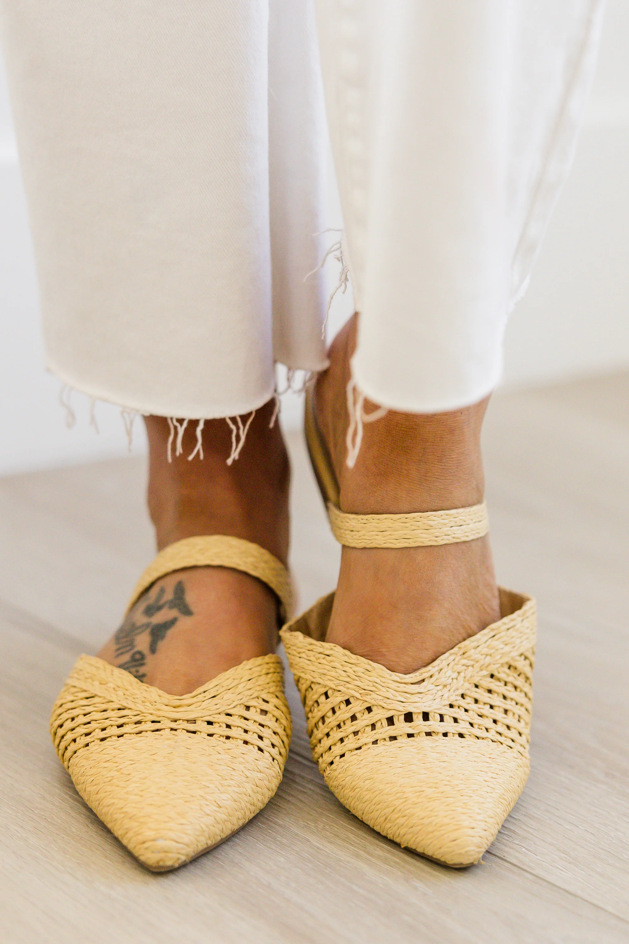 For The Moment Flats, Beige - Giverhouse