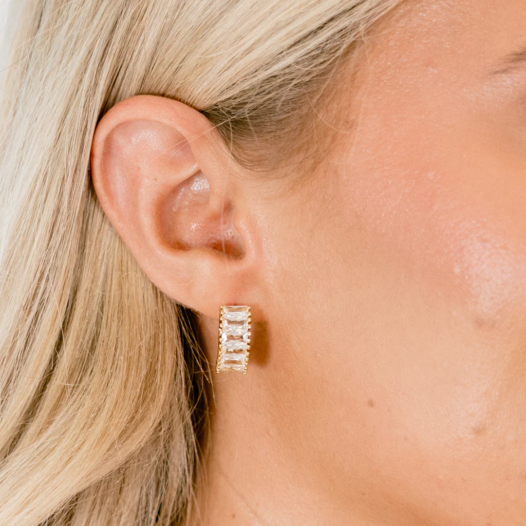 Glimmering Dust Earrings, Gold - Giverhouse
