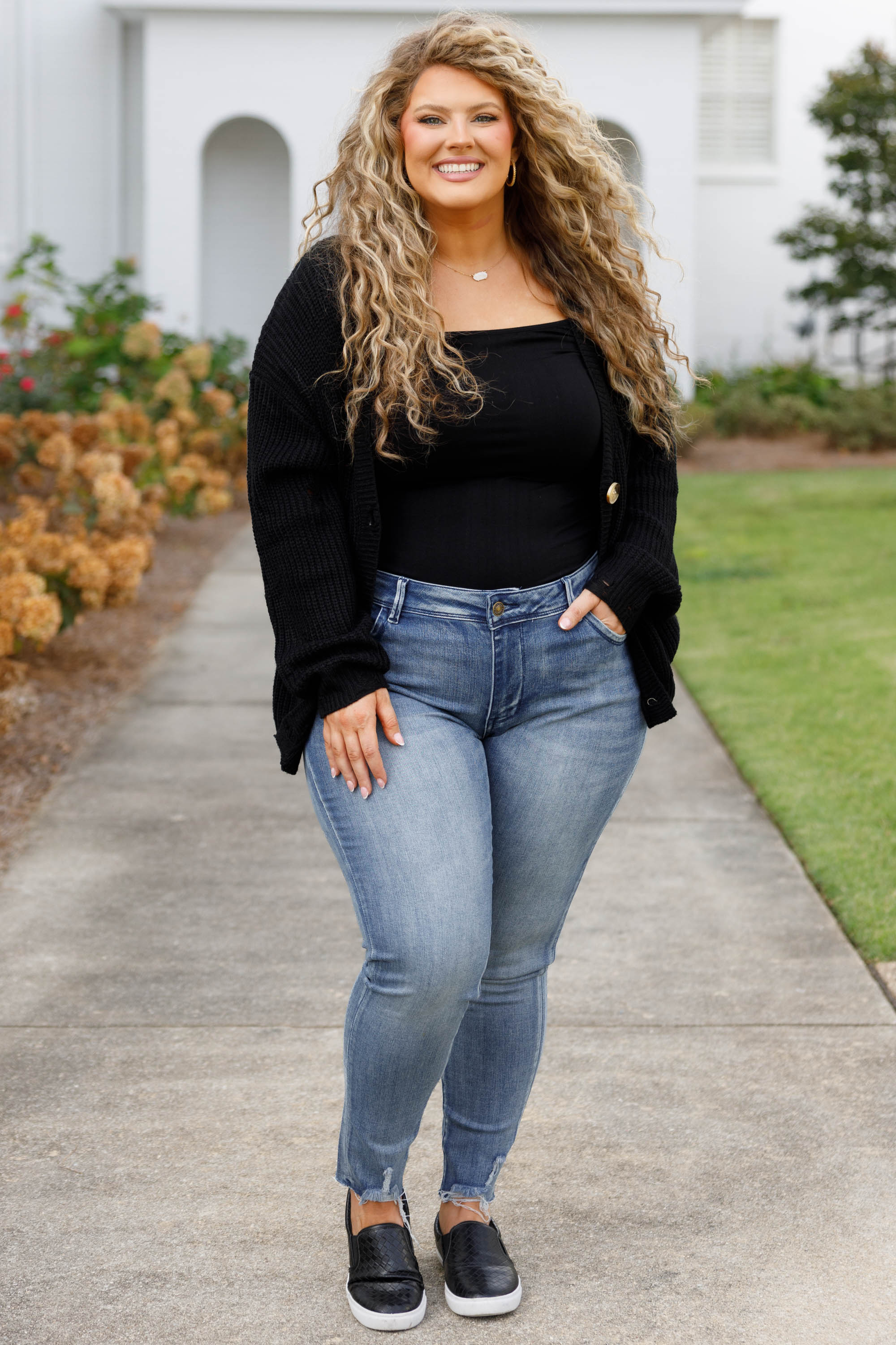 When I'm Young Jeans, Medium Wash - Giverhouse